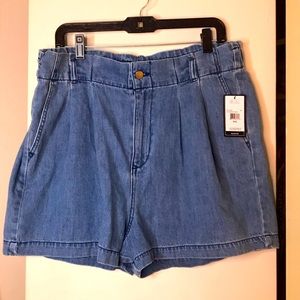 High waisted Volcom Shorts